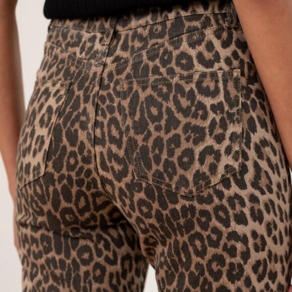 Oraije Paris Solange Straight Jeans Leopard Print Bestsellers - Picture 4 of 7